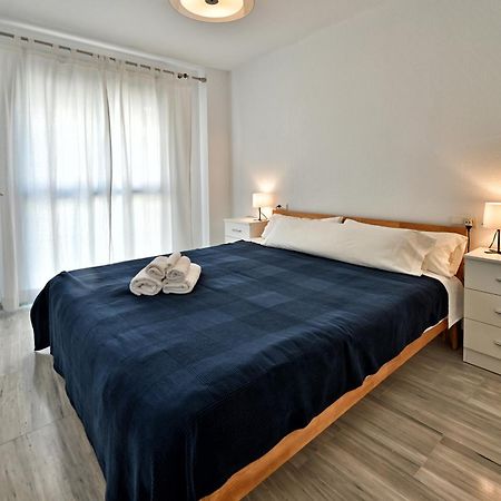 Love Rent4 Malaga Playa Del Bajondillo トレモリノス エクステリア 写真