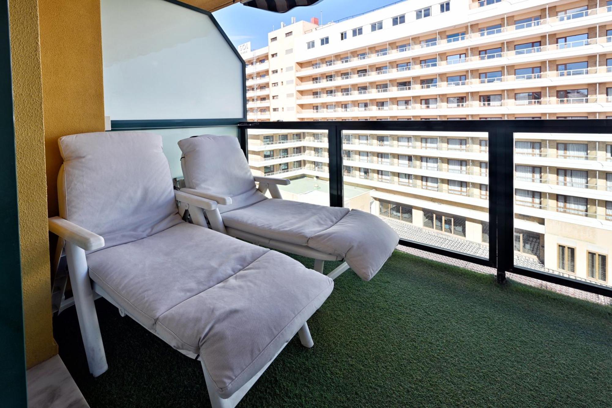 Love Rent4 Malaga Playa Del Bajondillo トレモリノス エクステリア 写真